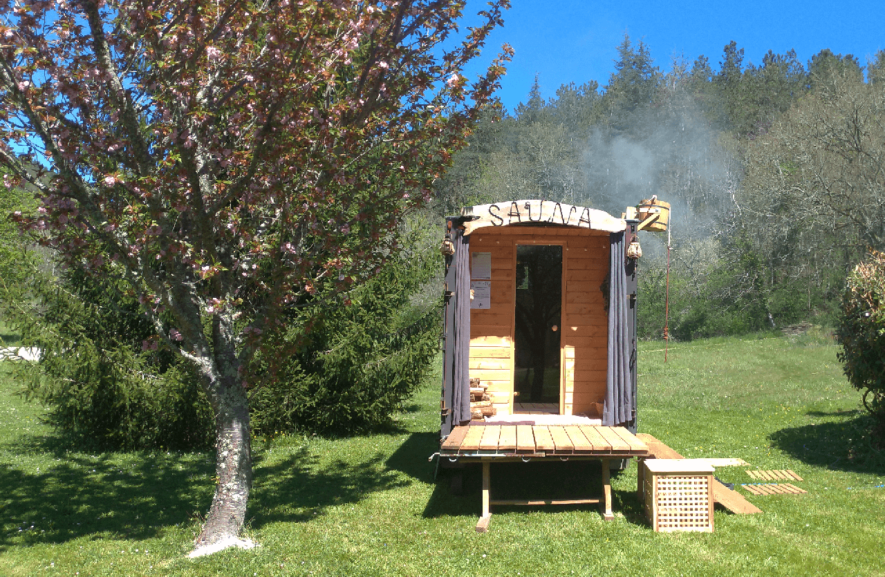 La RoutVapeur sauna mobile à la maison d'hôtes la Combe de Redoles