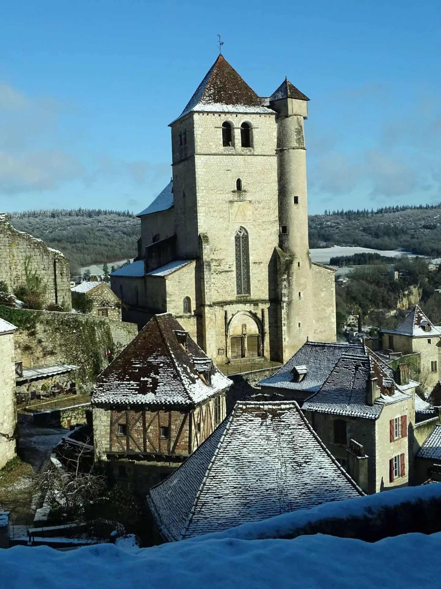 Saint-Cirq Lapopie sous la neige