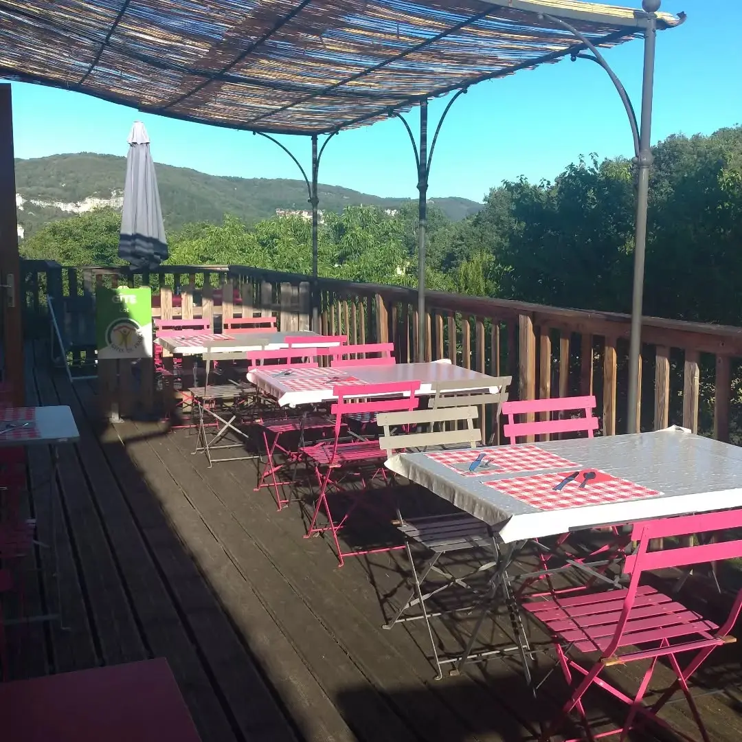 Maison d'hôtes à vendre dans le Lot - Saint-Cirq Lapopie